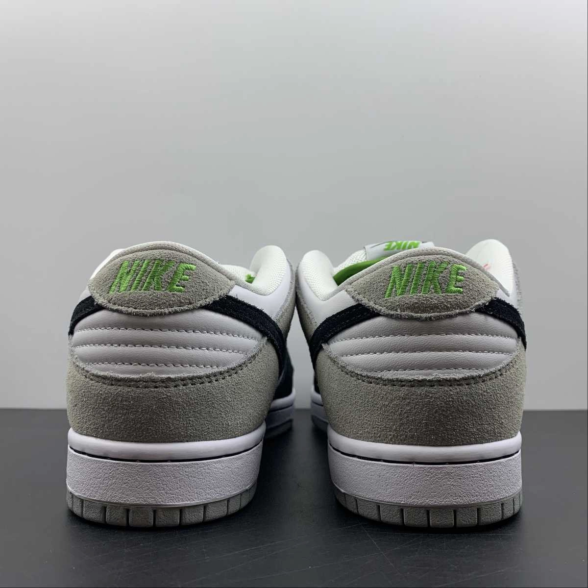 High Top Style Light Control SB Dunk Low PRO Medium Grey Black-White