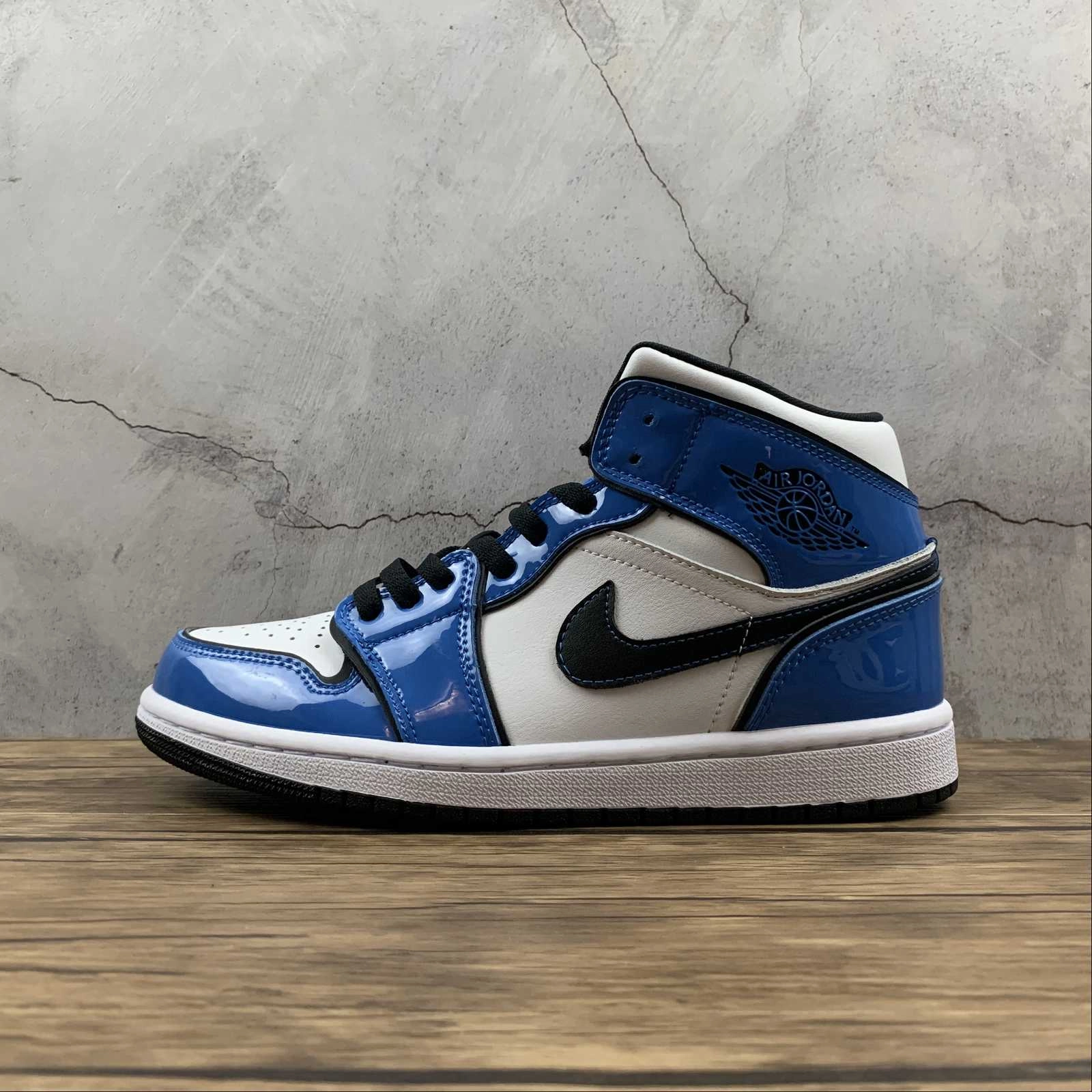 All-day arch Air Jordan 1 Mid Signal Blue Black-White (2021) DD6834-402