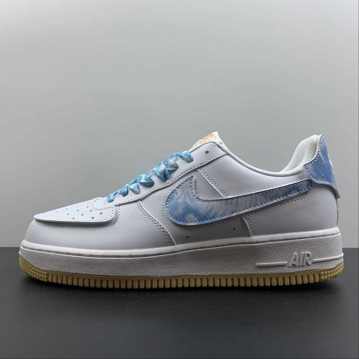 Air Force 1 07 LV8 White Blue DM1020-100 clean look Sustainable Choice