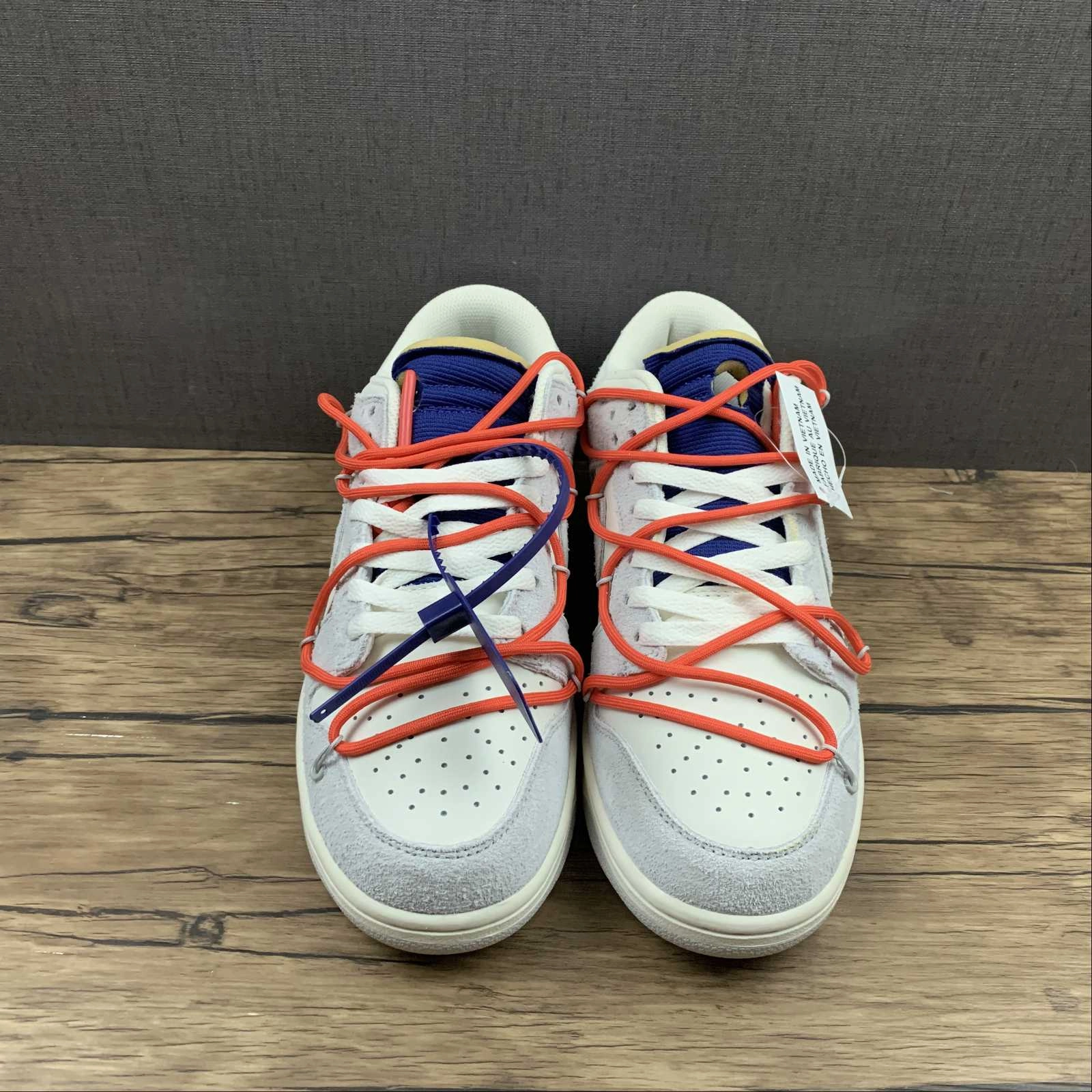 Trendy sneakers Stable Grip Dunk Low X Off-White 'Lote 13 de 50' DJ0950 110