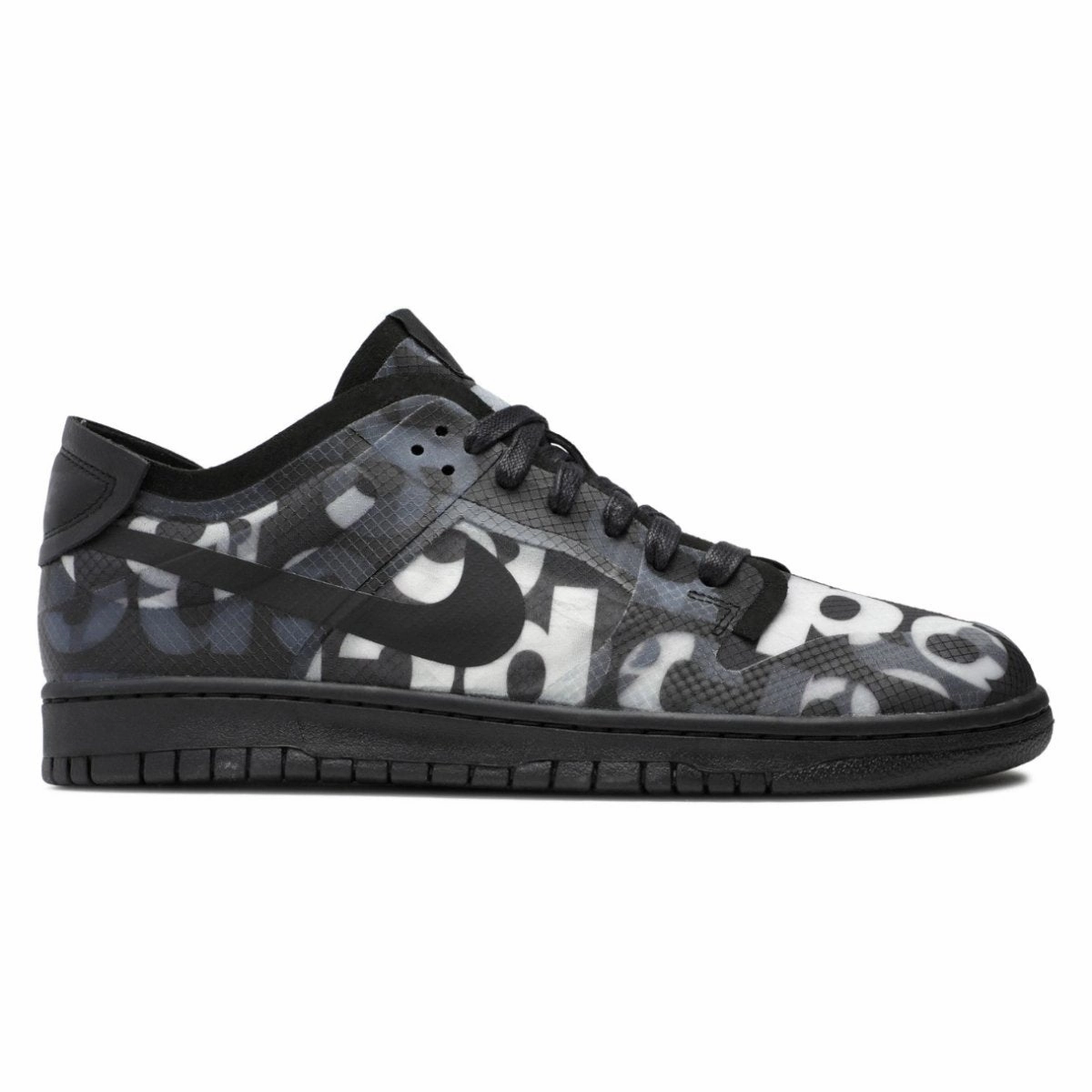 Pavement Walk Nike Dunk Low Comme des Garcons CDG Print CZ2675 001
