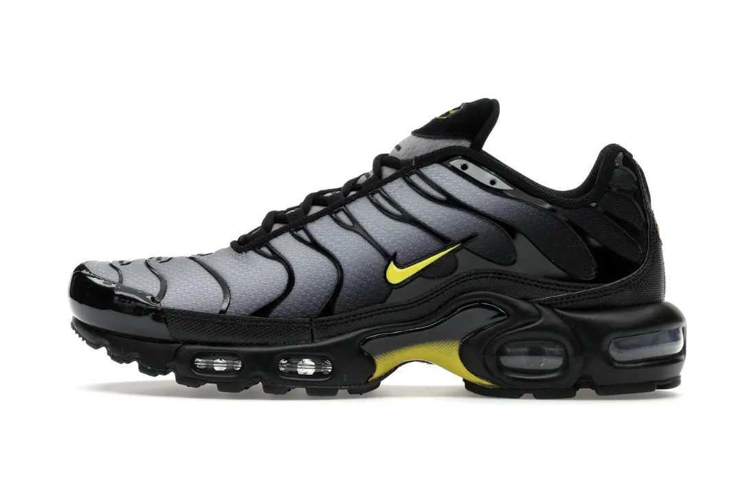 Nike Air Max Plus Wolf Grey Opti Yellow Fast - paced