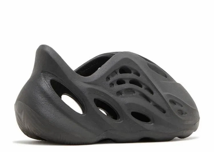 Simple Pair Yeezy Foam RNNR Onyx (Infant)