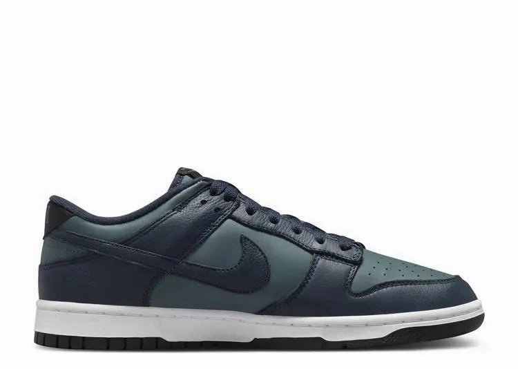 Nike Dunk Low Armory Navy Essential Look Impact Diffusion Layers