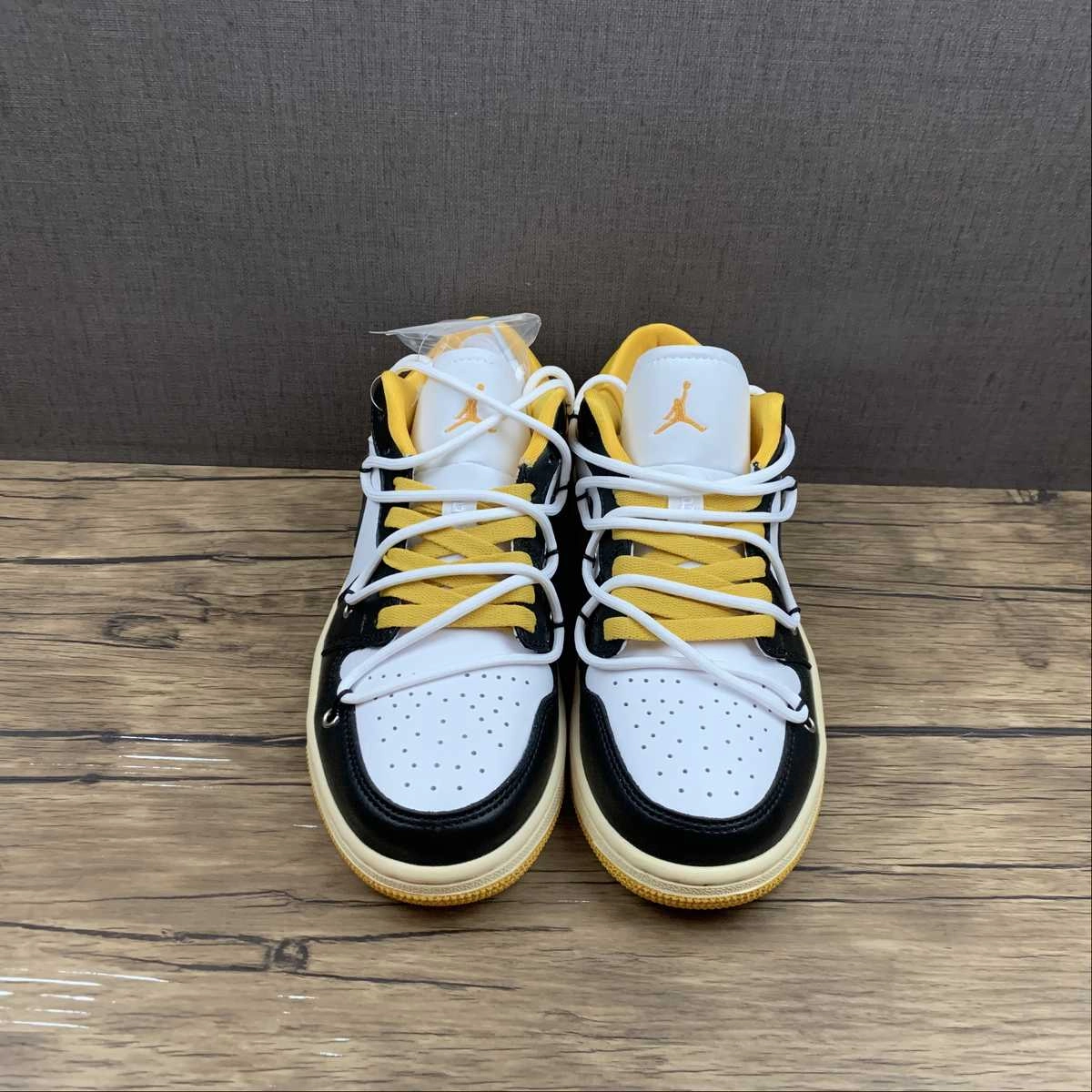 Air Jordan 1 Low White Pollen 553560-171 Shock-absorbent wear Running Compatible