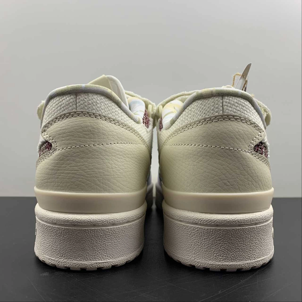 Adidas Forum 84 Low White Beige Blue T GX2174 Stride Boost Urban Luxury