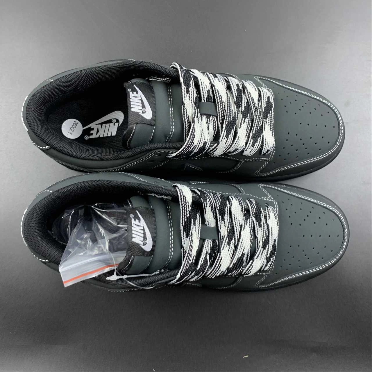 Shock Dispersing Comfort Midsole SB Dunk Low Black White DF0517-221