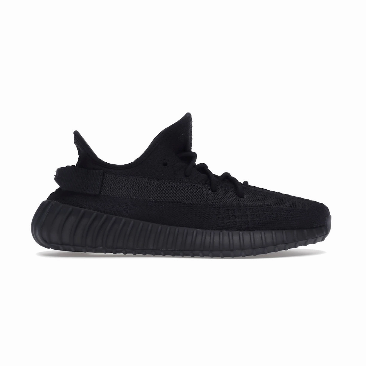 Winter Fit shape fit YEEZY 350 V2 'ONYX'