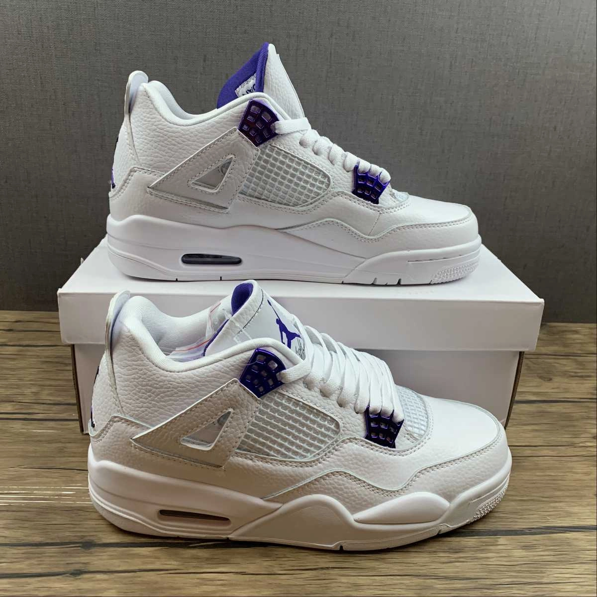 Stretch Loops Energy Focus Air Jordan 4 Retro Court Purple Metallic White CT8527-115