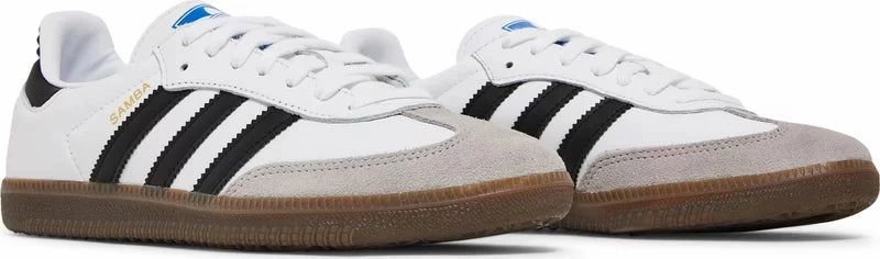 clean look loafers Adidas Samba OG White & Core Black Gum W