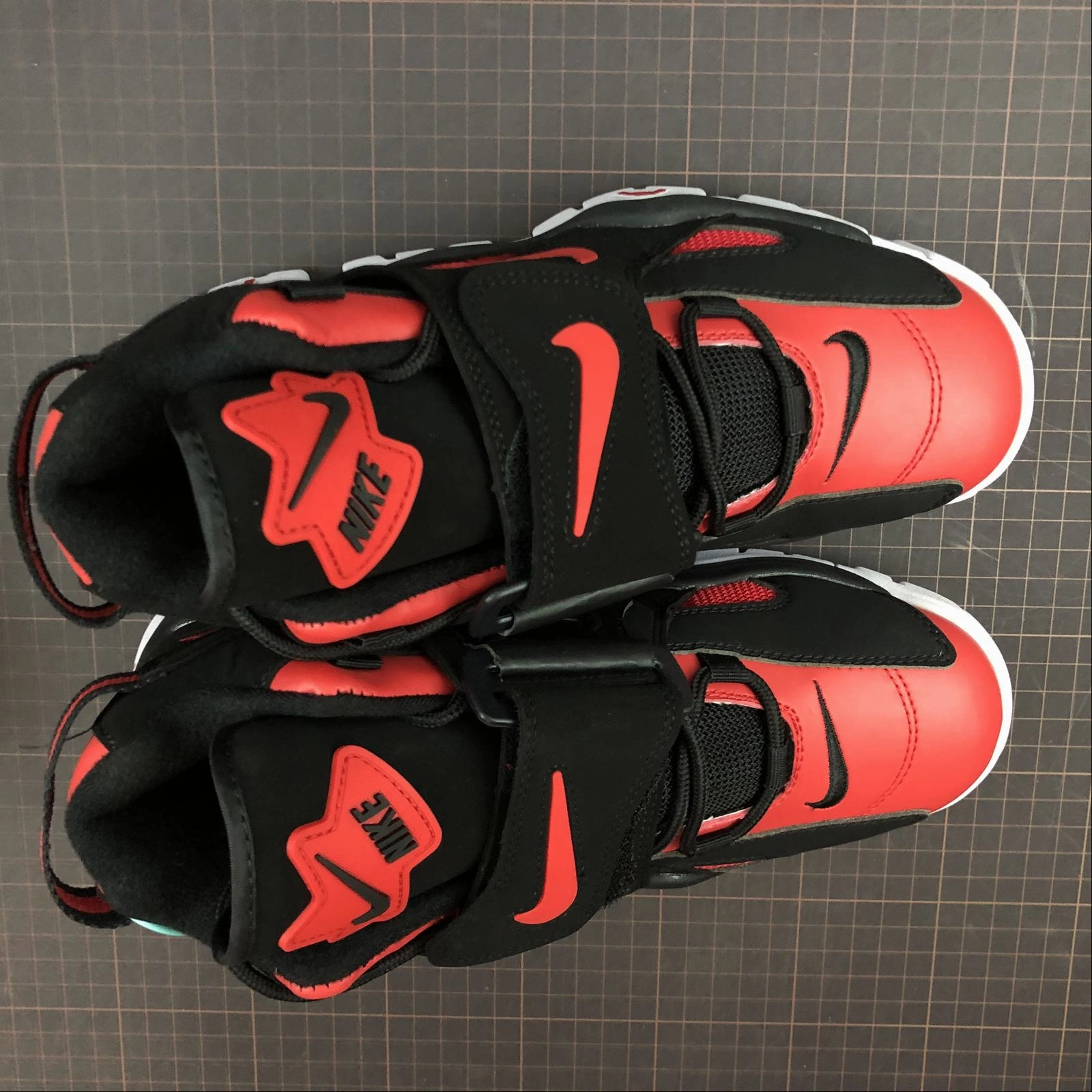 squash player shoes weekend shoes Air Barrage Mid QS University Red Black White CD9329-006