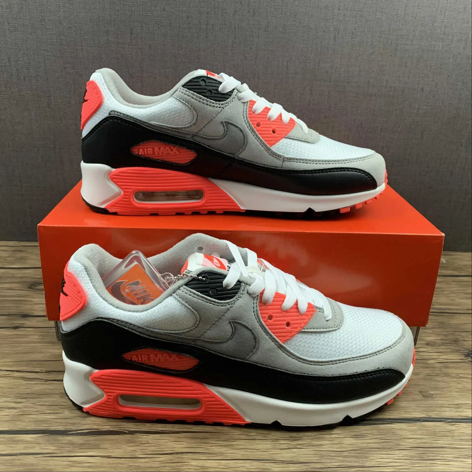 lightweight synthetic shoes easy - to - store Air Max 90 Infrared White Black Cool Grey Radiant Red CT1685-100
