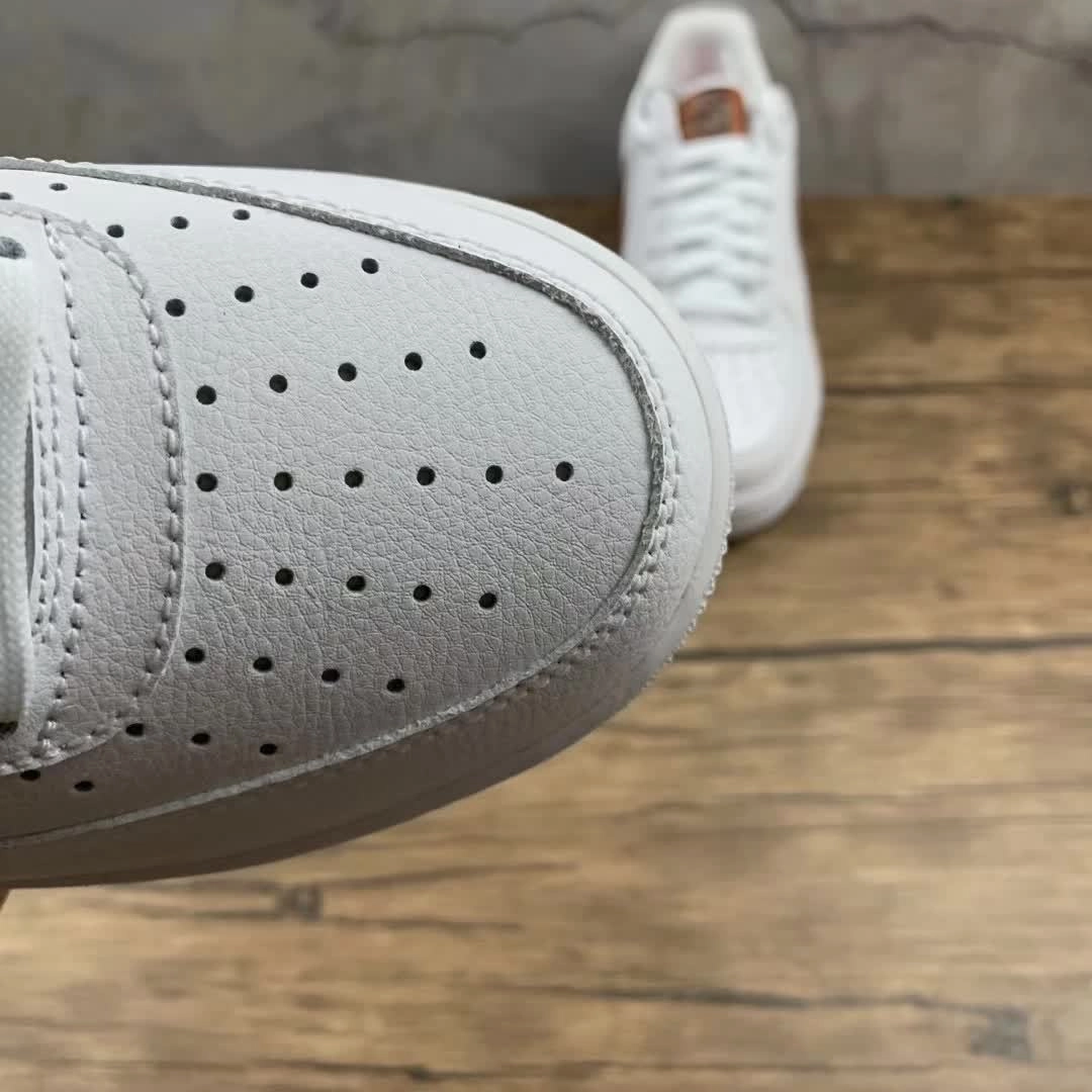 Slip-On Style Air Force 1 07 LV8 3 White Court Purple Infrared 23 CI6387-171