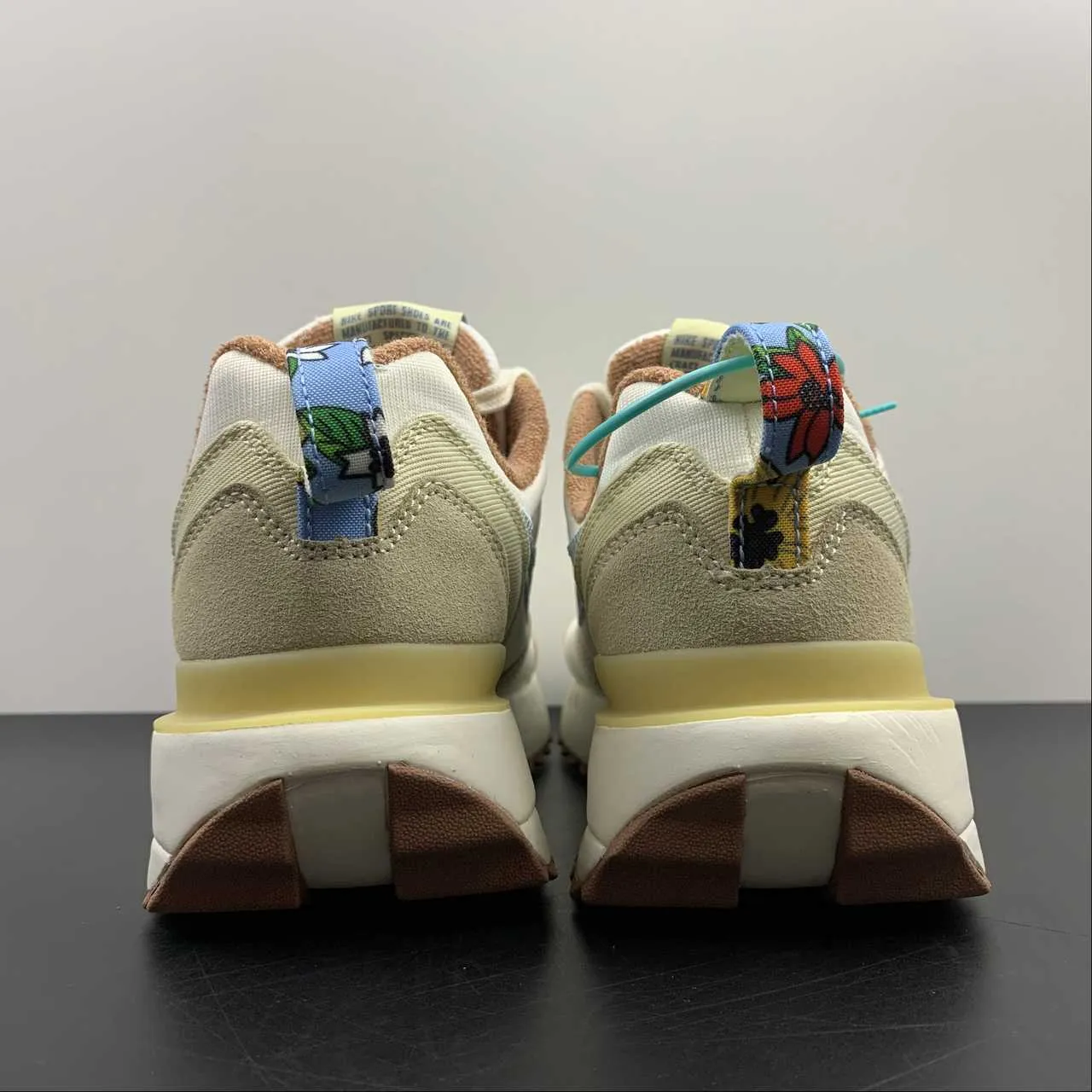 Stability Technology metatarsal - support shoes Air Max Dawn Coconut Milk Worn Blue Sail DV4248-141