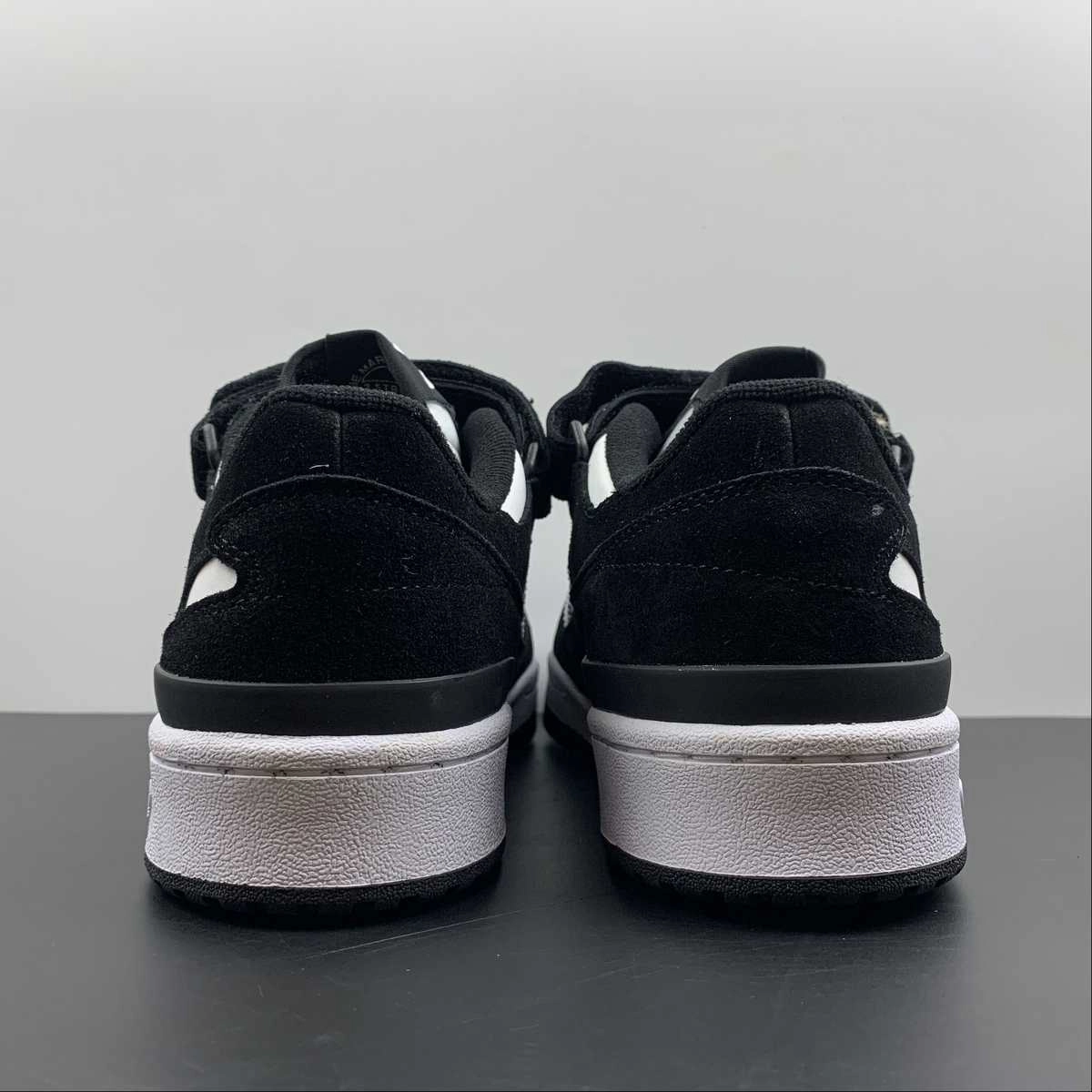 Traction Grip Pattern Adidas Forum 84 Low Panda Cloud White Core Black GW0695