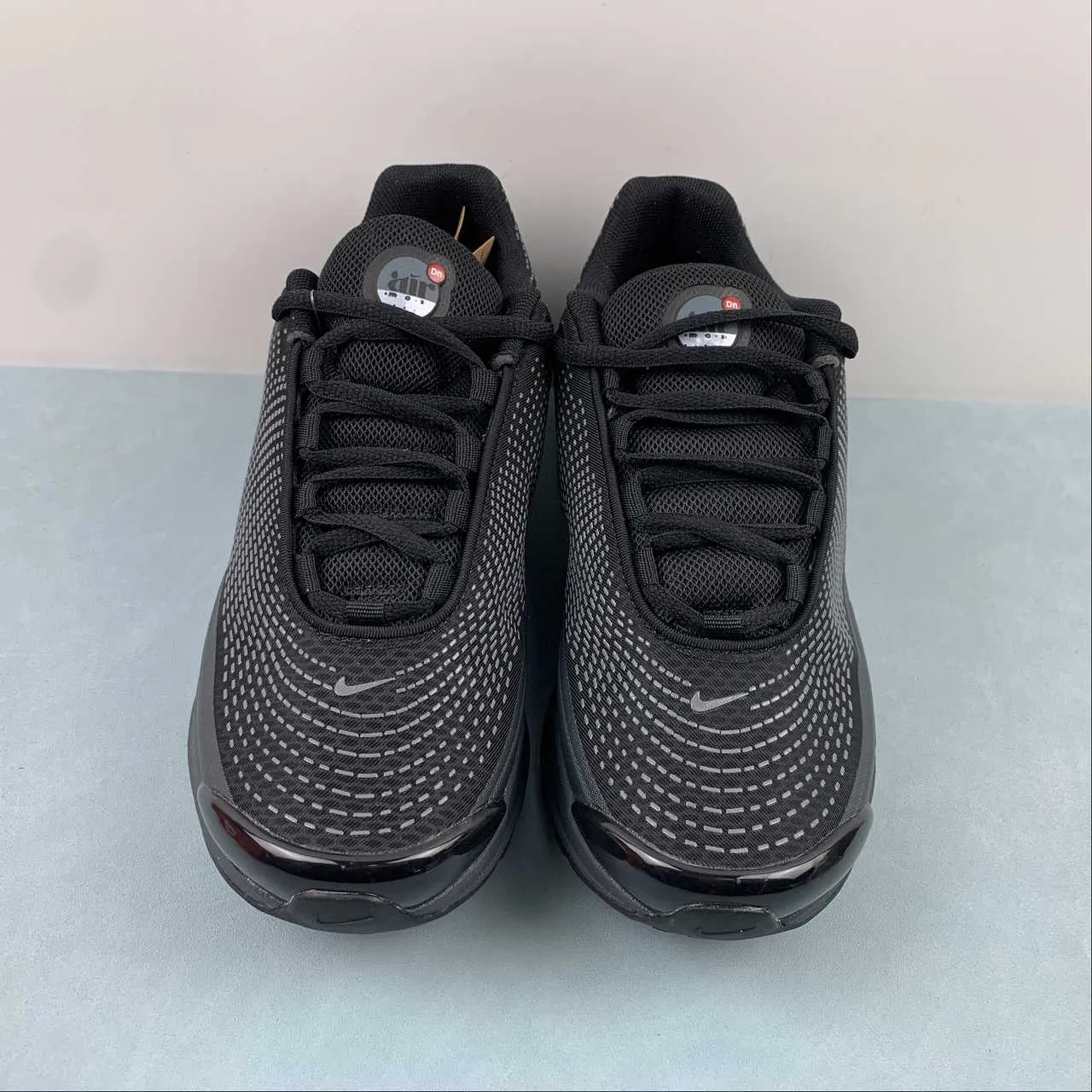 running - achievement Air Max Dn Volt Black White Cool Gray Pure Platinum DV3337-002