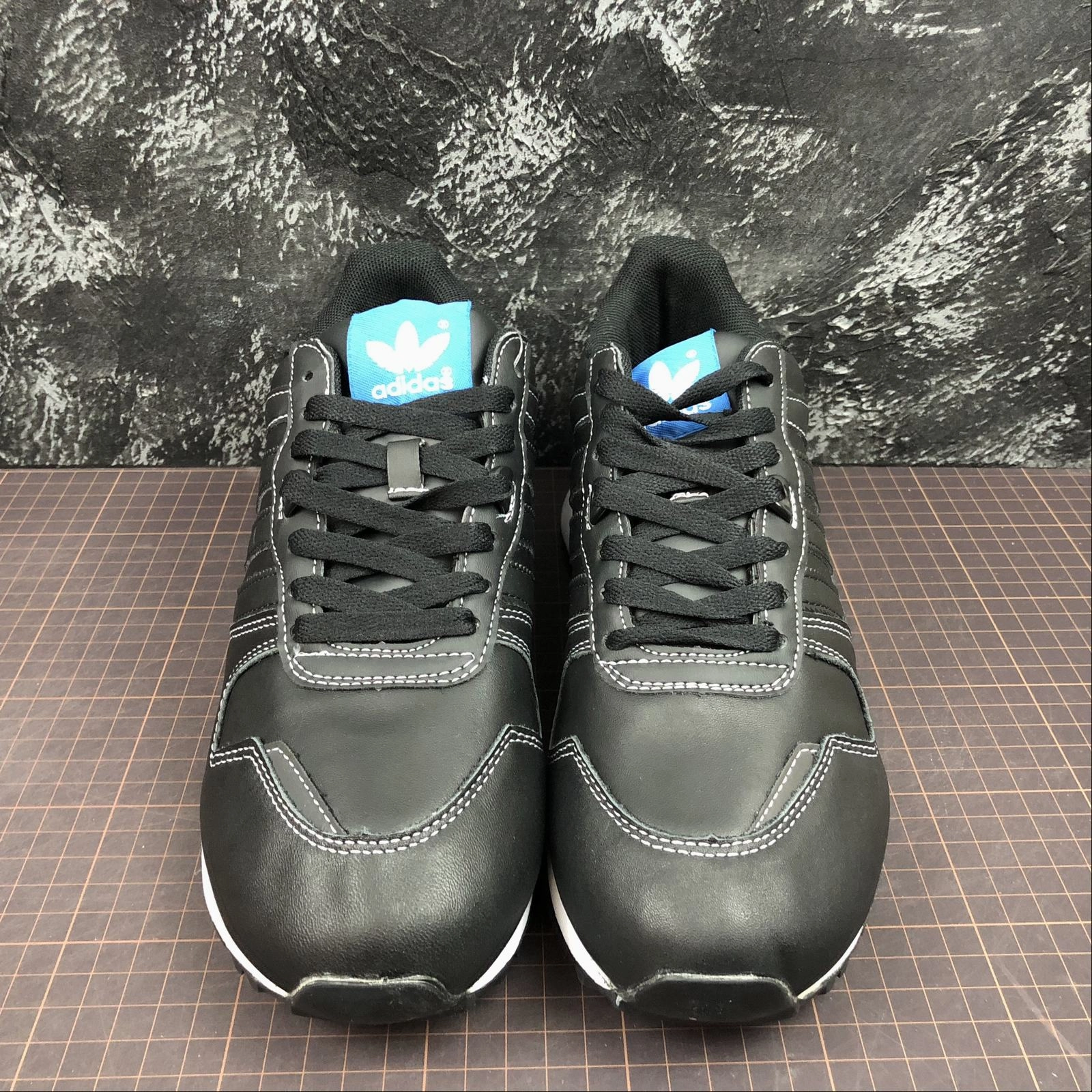 interval training shoes breathable fabric shoes Adidas ZX700 Black Royal White G68638