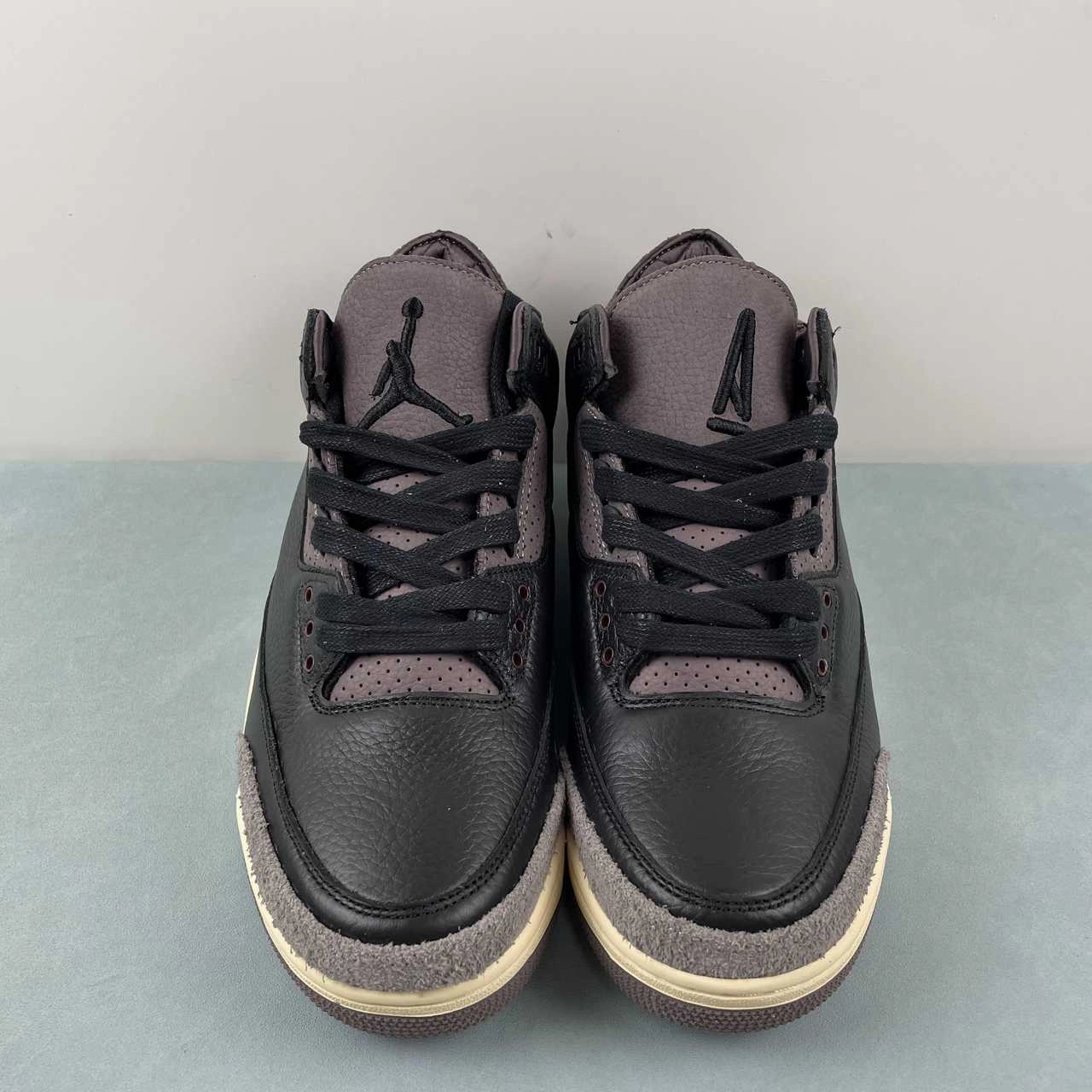 A Ma Maniere x Air Jordan 3 Retro Black Flat Pewter Violet Ore FZ4811-001 Stylish Form Neutral palette