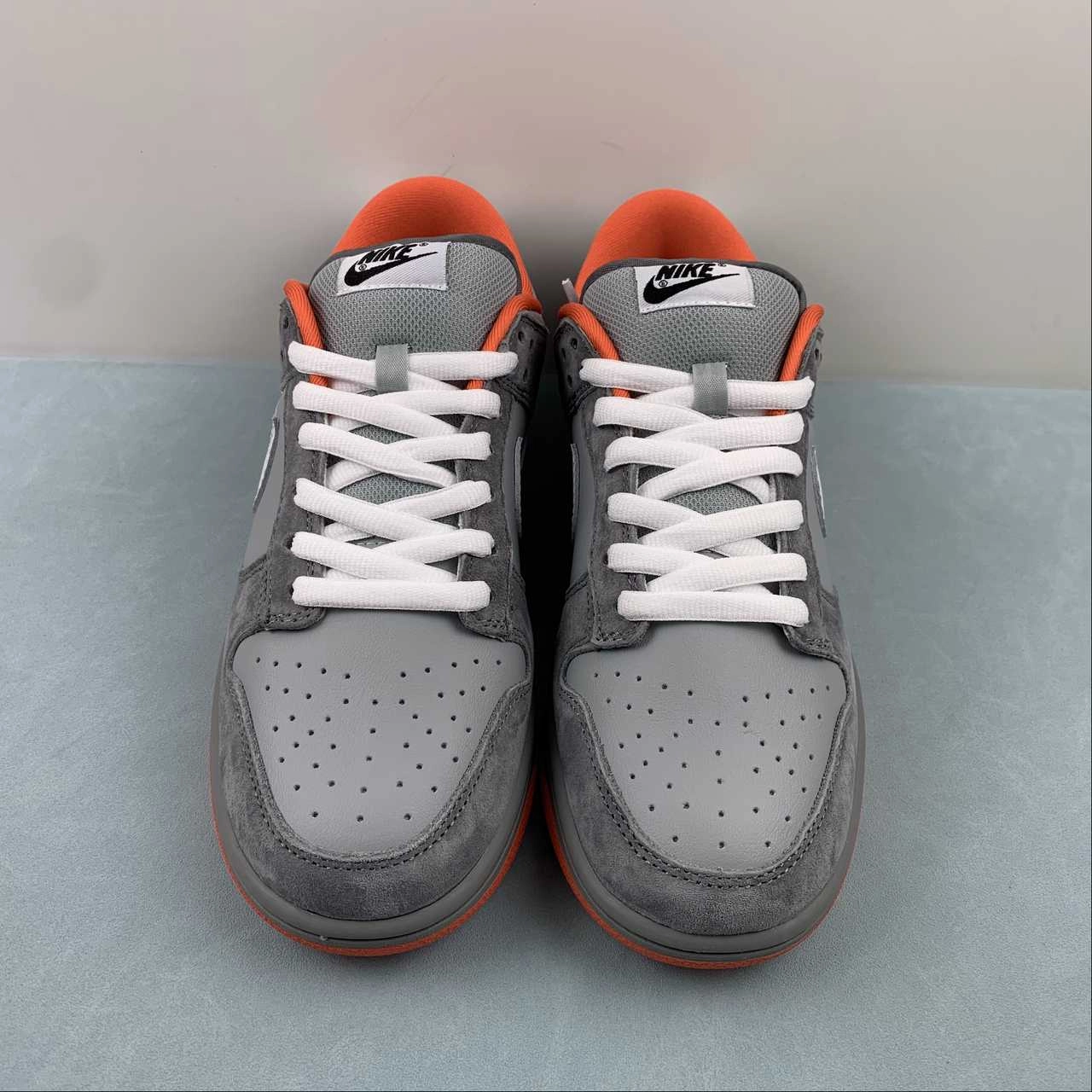 Jeff Staple x Dunk SB Low Staple NYC Pigeon Medium Grey White Dark Grey 304292 011 Tailored Comfort