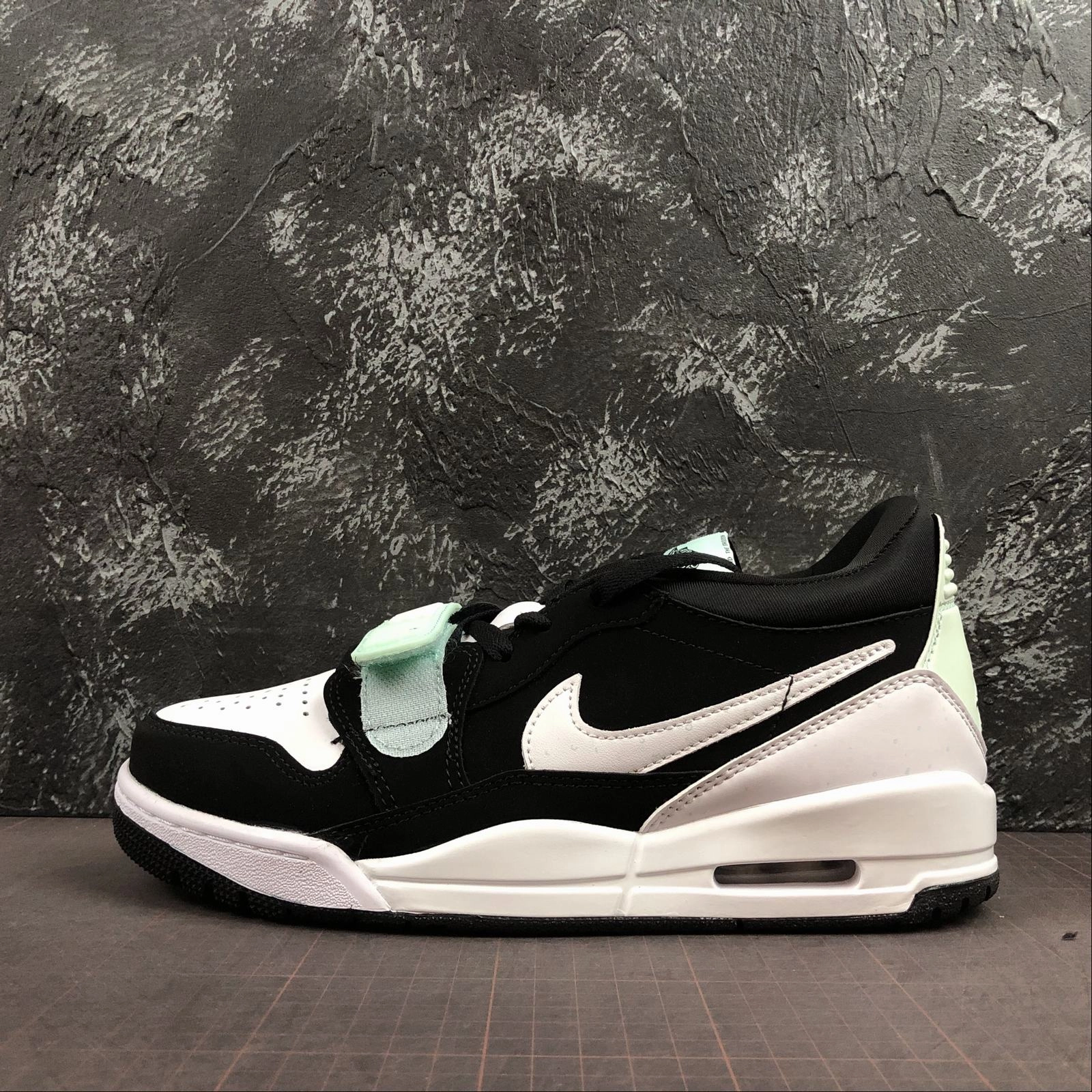 Air Jordan Legacy 312 Low SE Black White-Teal Tint CJ5500-013 Thermoformed Cage Streetplay Sport Look