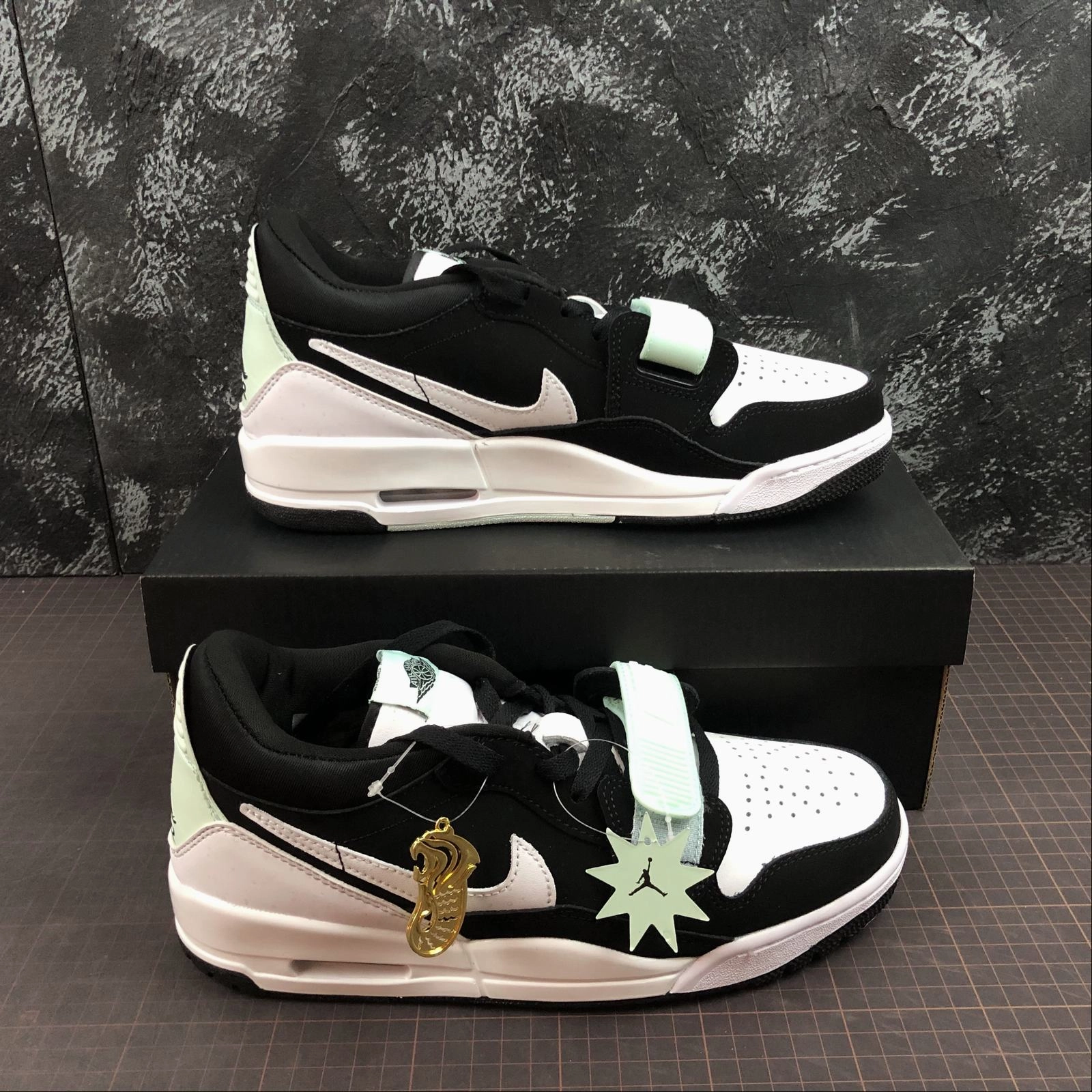 Lockdown Ankle Strap Air Jordan Legacy 312 Low SE Black White-Teal Tint CJ5500-013