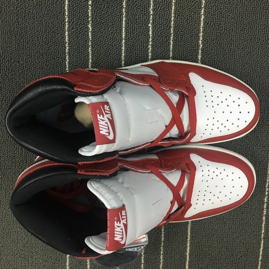 Air Jordan 1 Retro High OG Top Edition Chicago 555088-101 Energy Return Tech