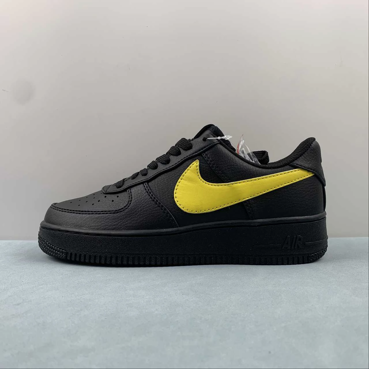 Daily Ready Air Force 1 07 Low Black Yellow CI9553-051