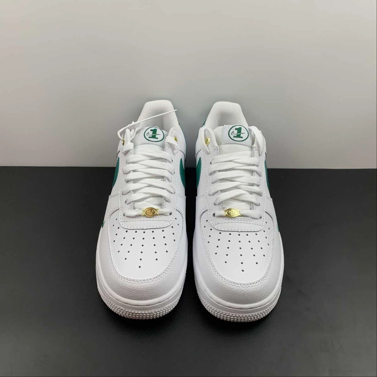 Runway Pop Air Force 1 Low Sail Malachite White Gold Metallic DQ7658-101