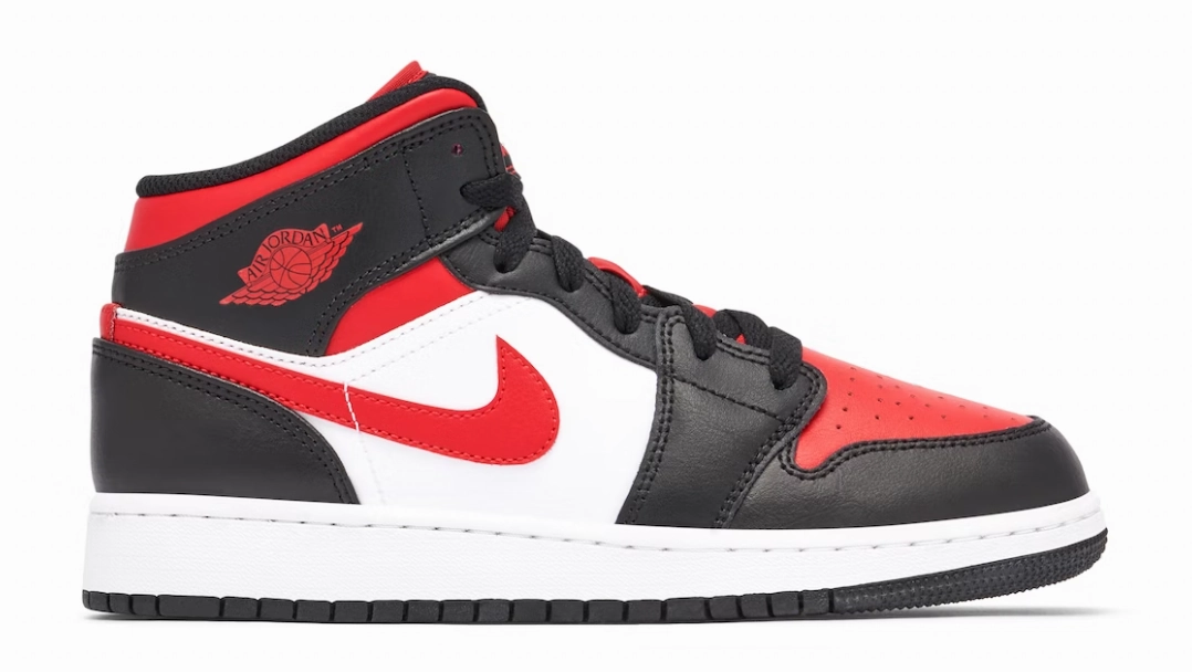 jordan 1 mid (gs) fire red Classic Ultra-soft traction