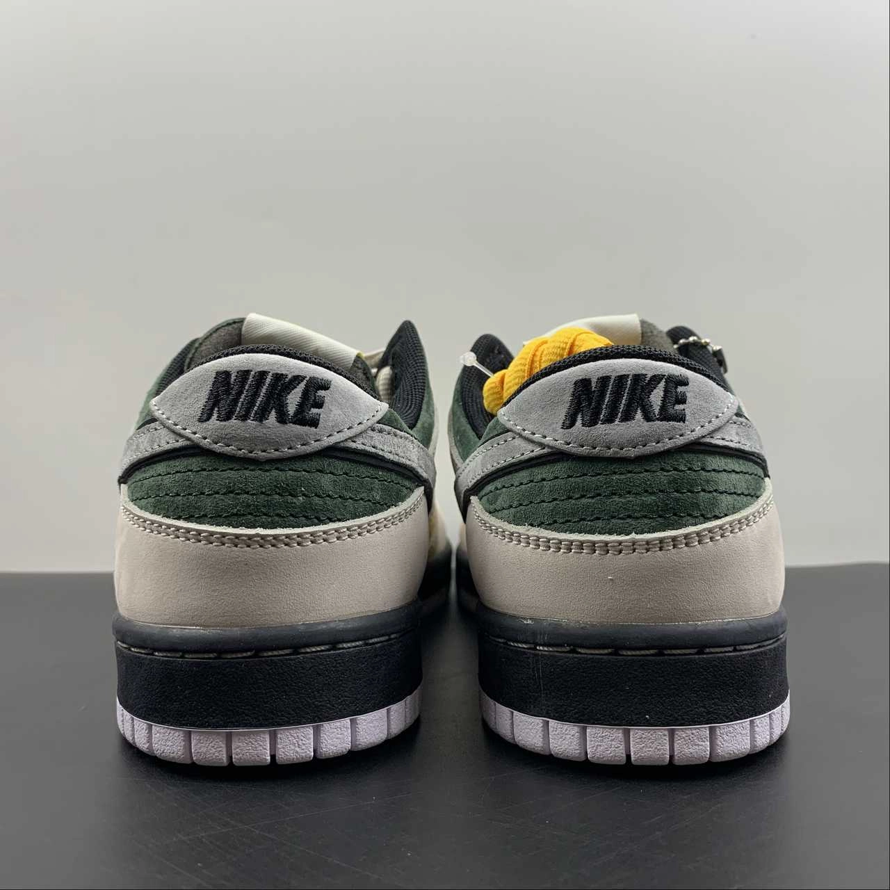 Core Design SB Dunk Low PRO Kobe Yellow Green Light Grey Black LF2428-005