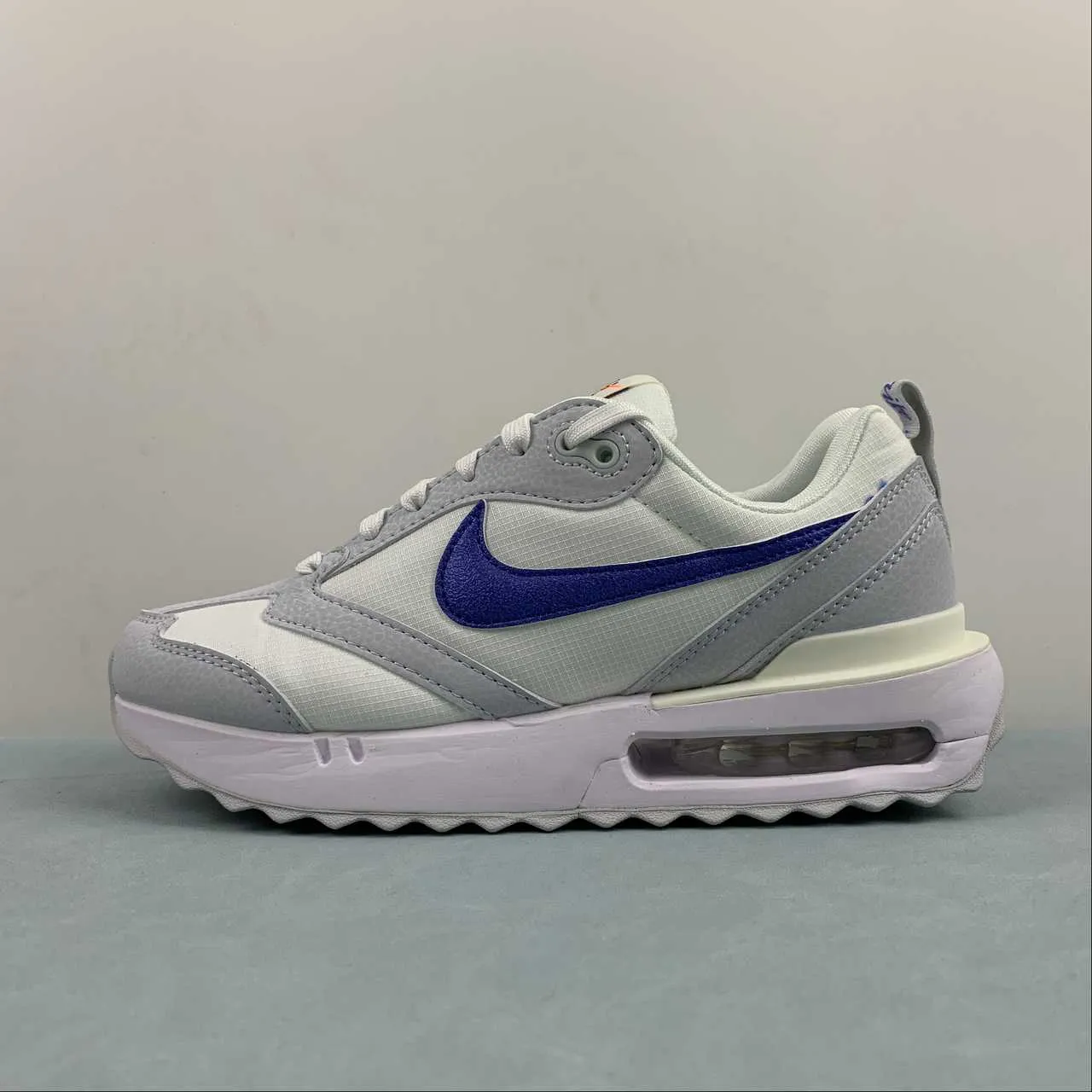 interval training Air Max Dawn Summit White Medium Blue DR2395-100