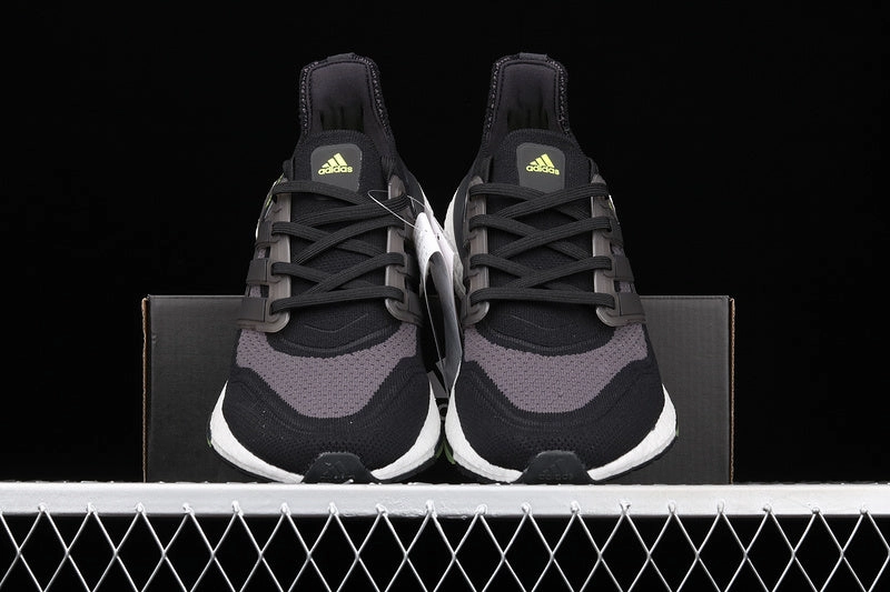 Adidas UltraBoost 21 Black Silver Dynamic look Multi Density Outsole