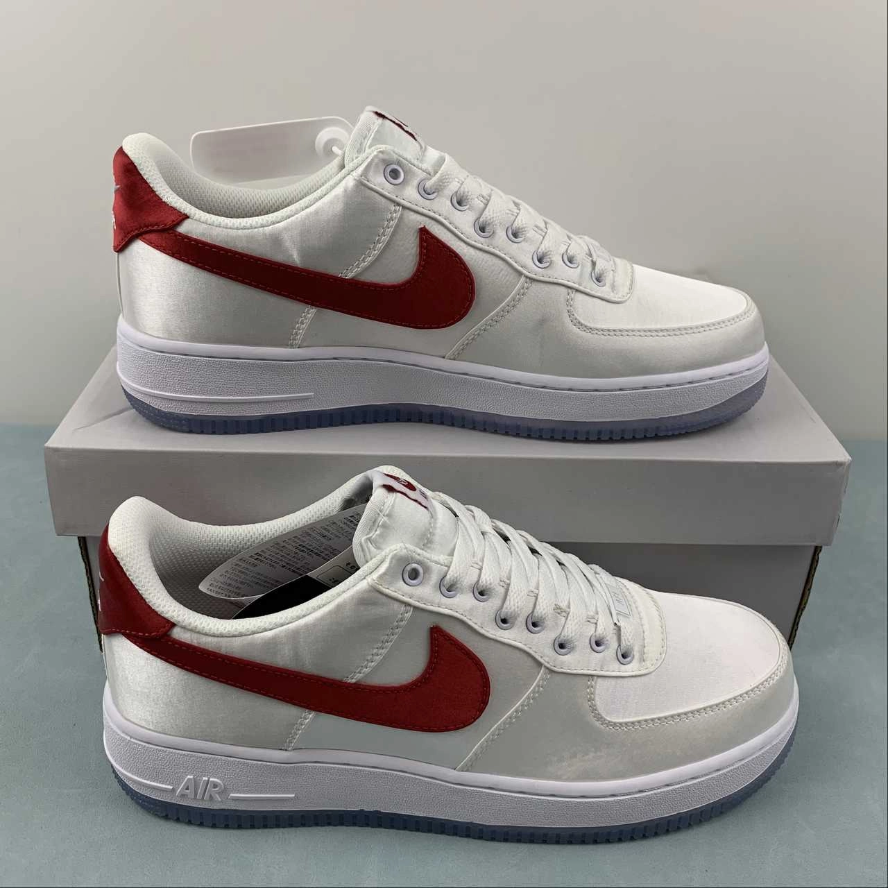 Walk Light Air Force 1 Low 07 ESS Satin White Varsity Red DX6541-100