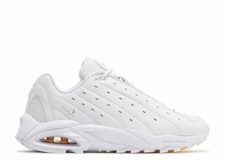 multi - surface outsole shoes Nike Air Terra Drake Nocta White