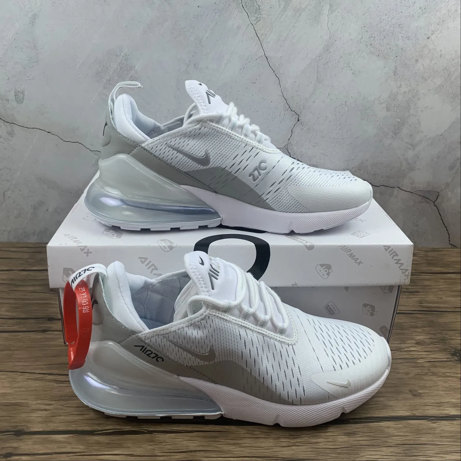 casual runner running gear Air Max 270 White Metallic Silver BQ9240-002