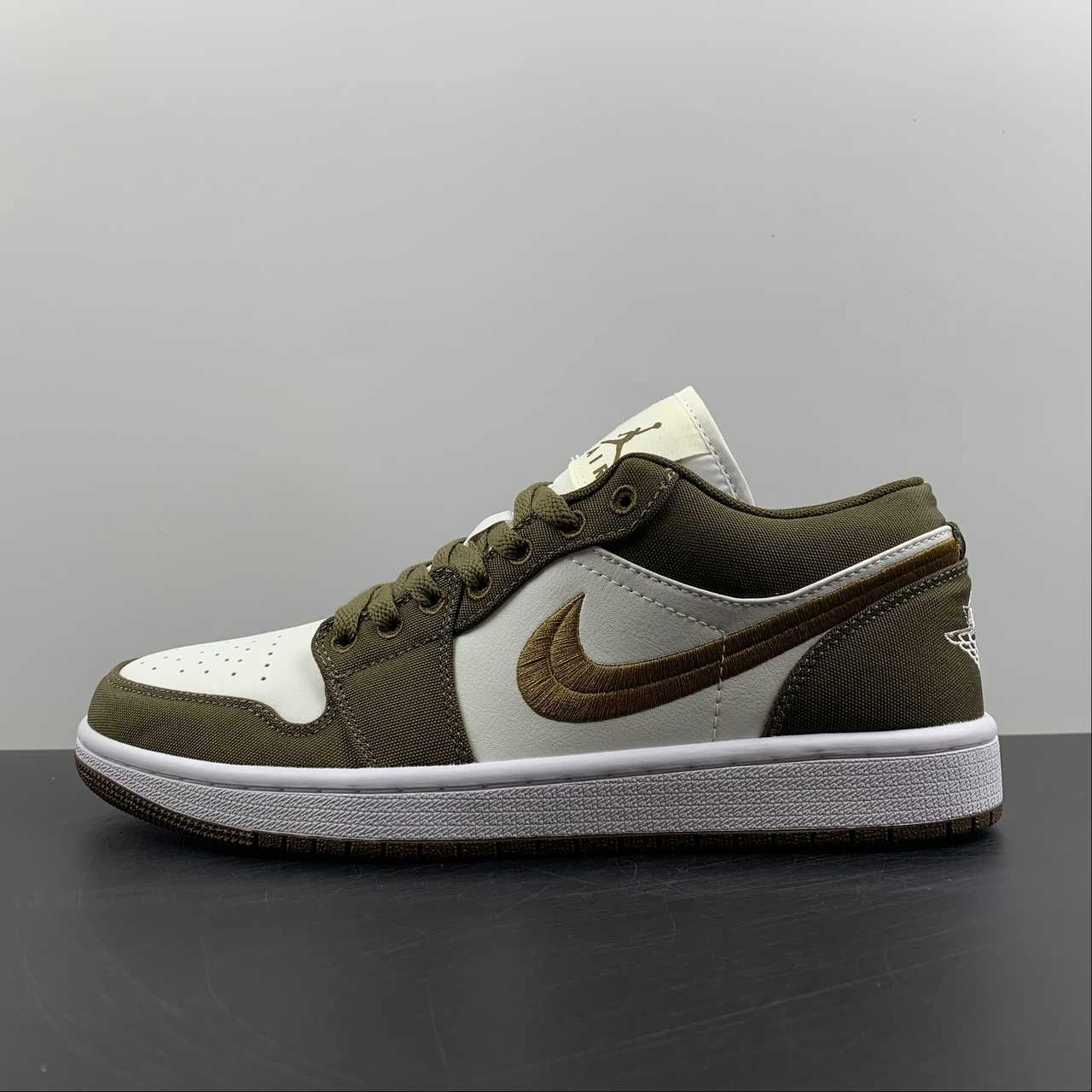 High Top Style Sneaker Accessories Air Jordan 1 Low SE Sail-White Light Olive DV0426-301
