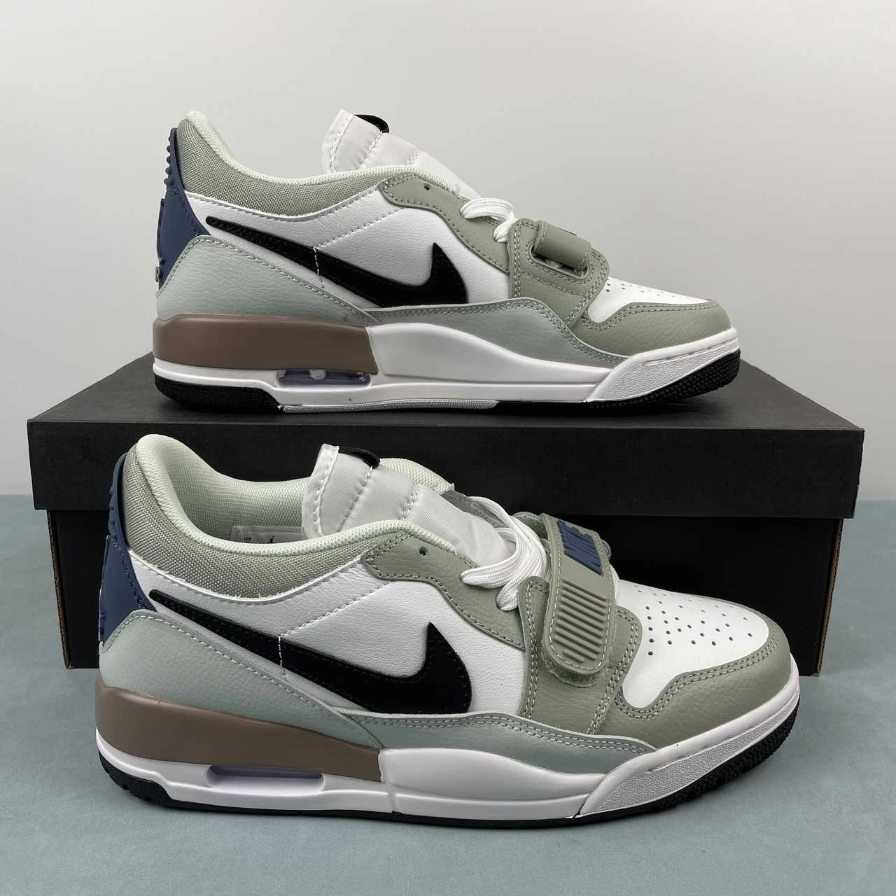 Air Jordan Legacy 312 Low Jade Horizon Summit White Black FV5970-101 Multi Directional Traction Pattern