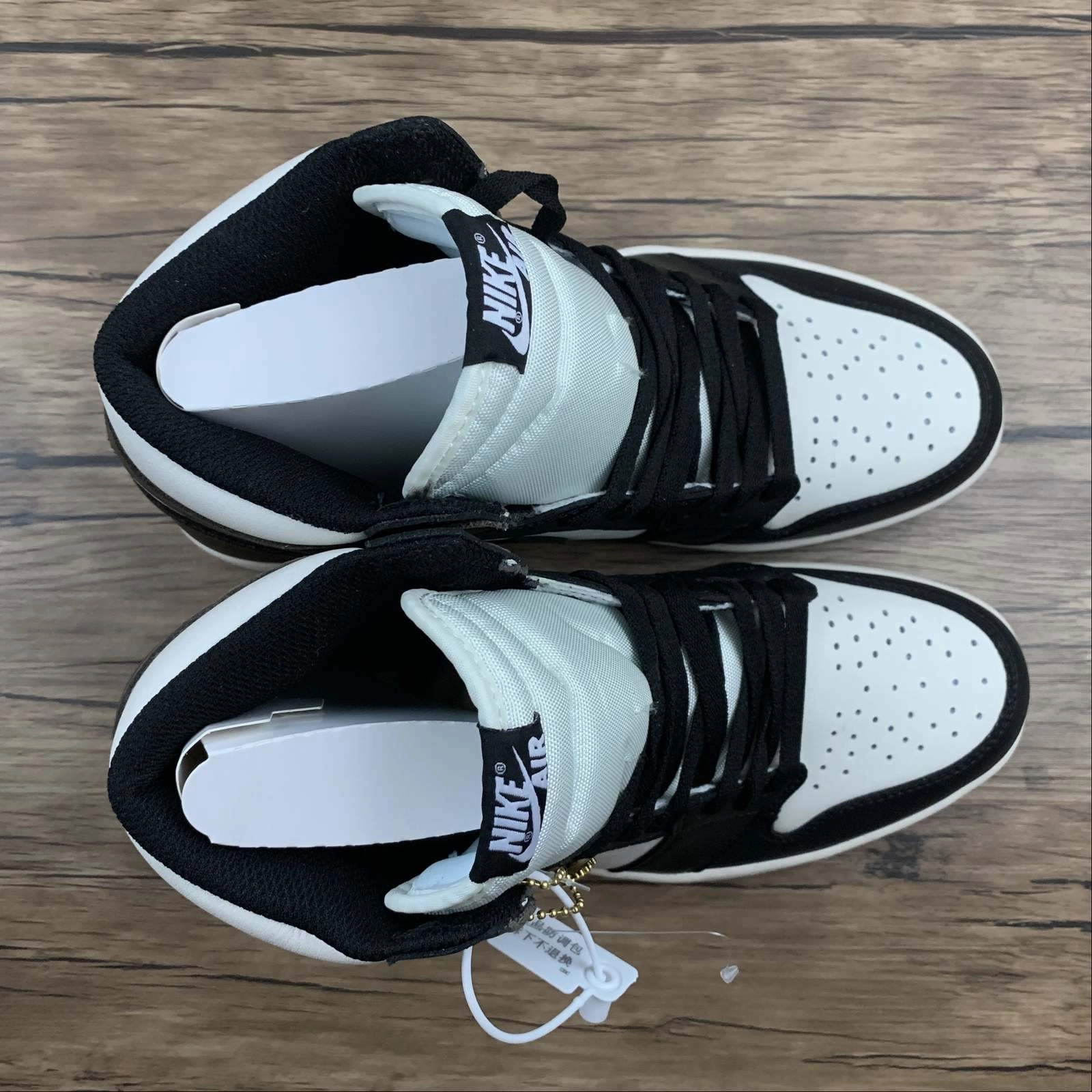 Run All Day Air Jordan 1 Retro High OG Sail Black Dark Mocha-Black 555088-105