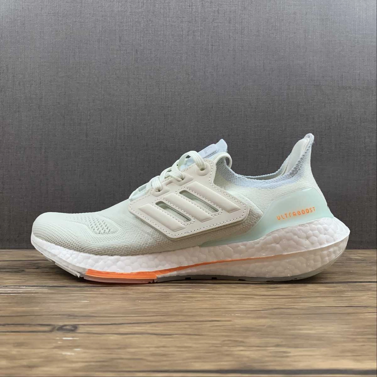 Adidas UltraBoost 22 White Light Blue GY6227 Retro