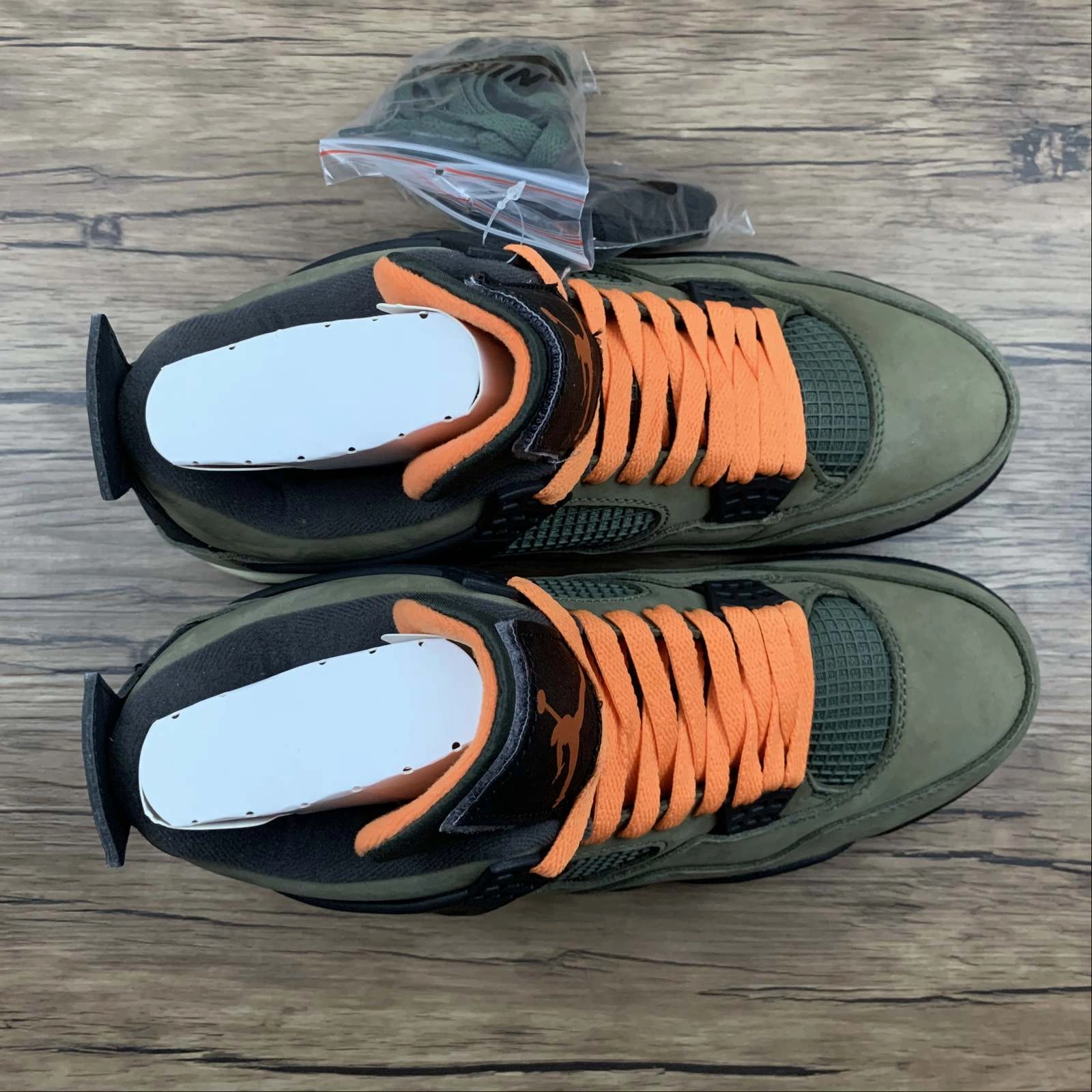 Superior Look Ultra Flex Air Jordan 4 Retro Undefeated Black Dark Green Deep Clem JBM351-M1