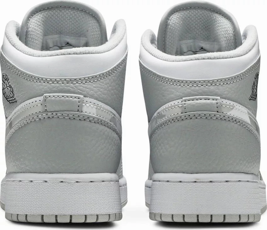 Hydrophobic Fabric Treatment padded insole Nike Jordan 1 Mid Grey Camo GS