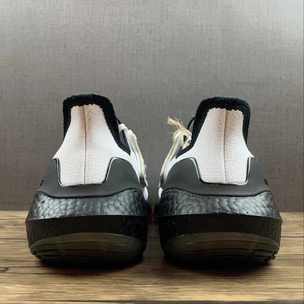 Adidas UltraBoost 22 White Black GW1915 Durable ease Outdoor Run