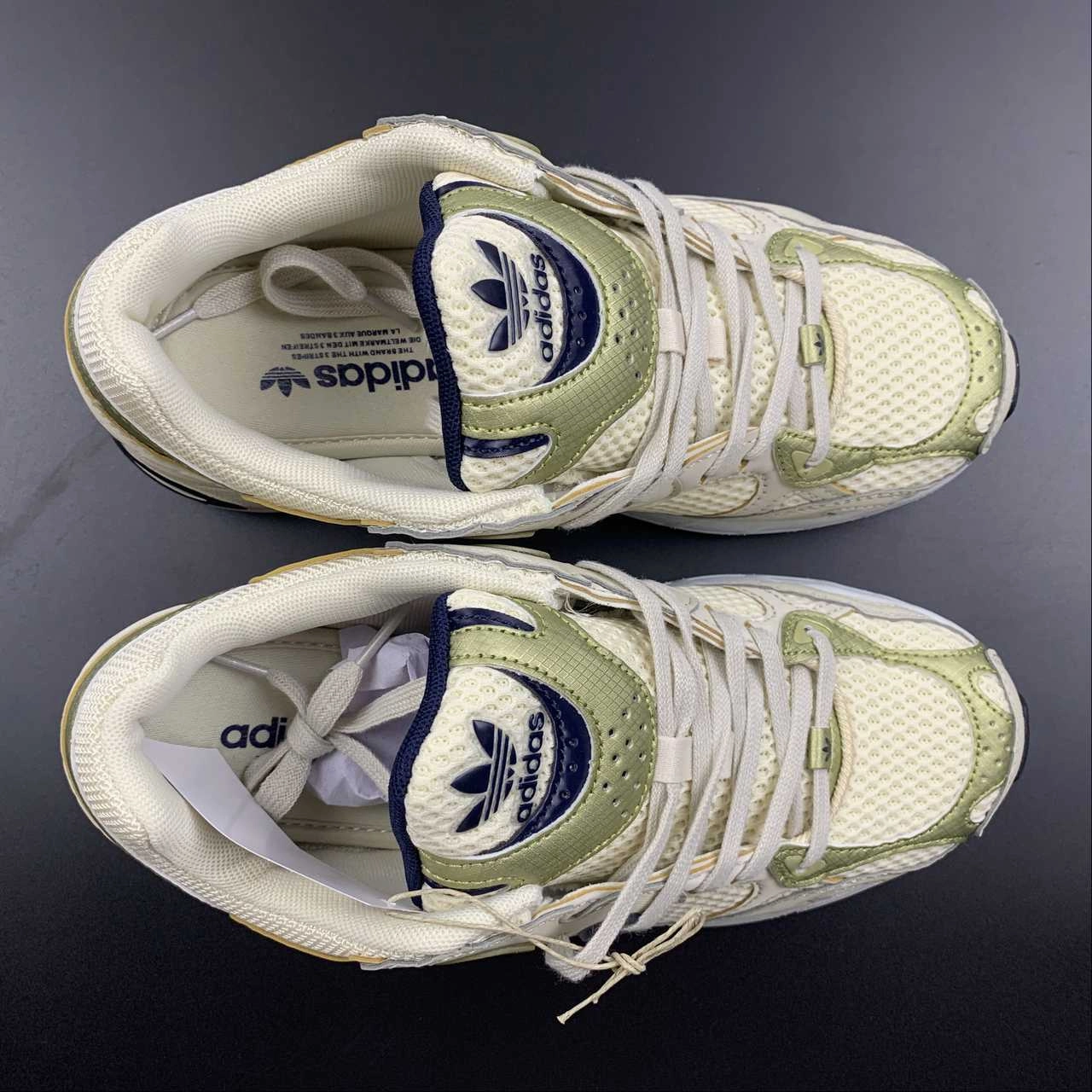 safety - design shoes chunky shoes Adidas Astir Bliss Light Gold Metallic GZ3571