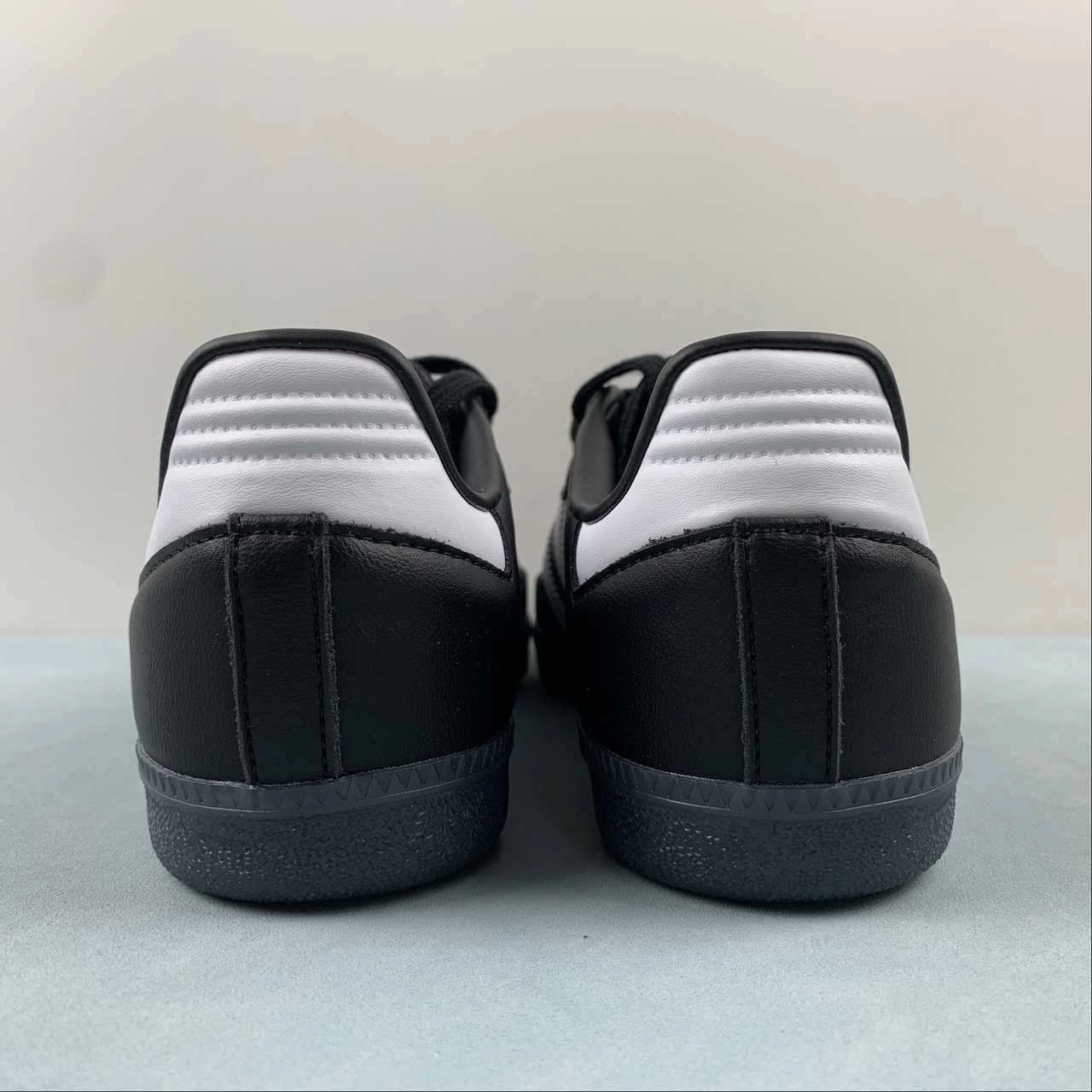 Vine Hike Fucking Awesome x Adidas Samba Core Black Cloud White ID7339