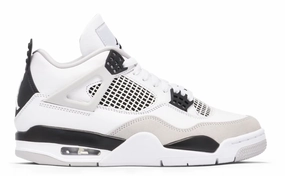 Stable base JORDAN 4 MILITARY BLACK