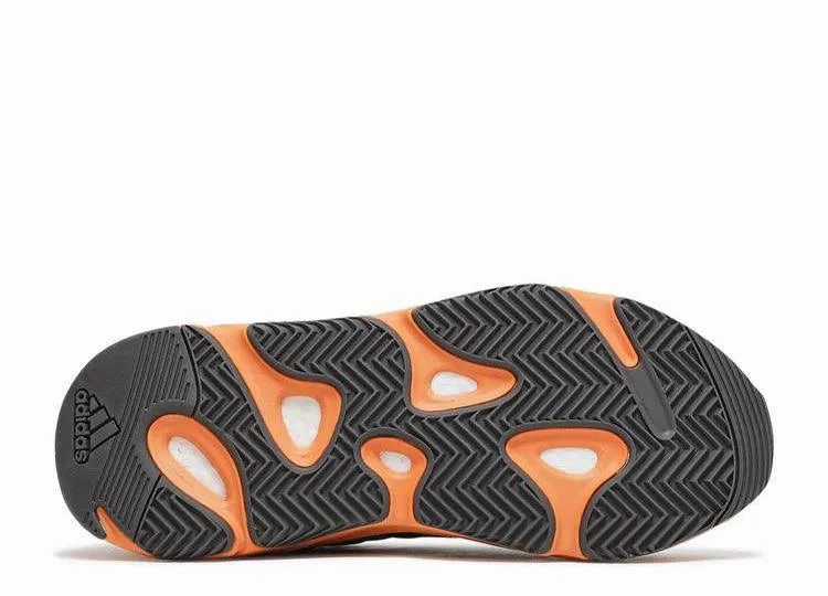 Walk Smooth Quick lace Yeezy 700 Washed Orange