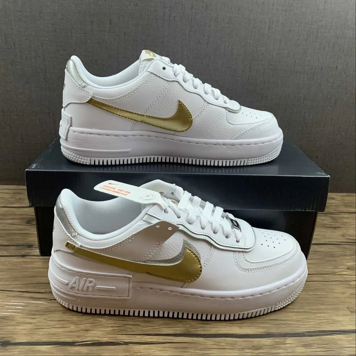Air Force 1 Shadow White Metallic Gold Metallic Silver DM3064-100 Coast Hike