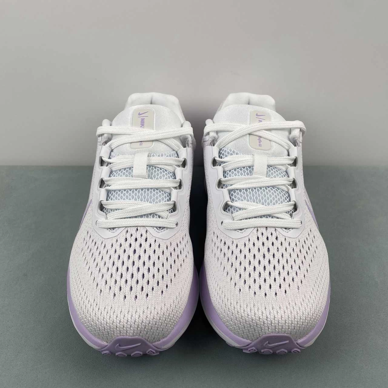Air Winflo 11 White Lilac Flower FJ9510-101 Midsoles absorb ground impact to reduce strain