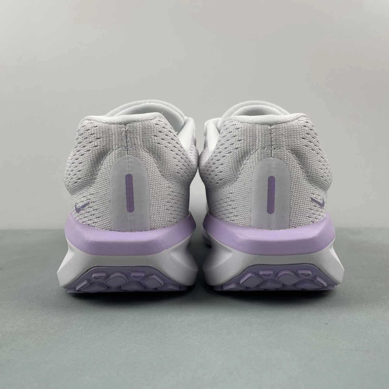 Air Winflo 11 White Lilac Flower FJ9510-101 Speed Training Airy