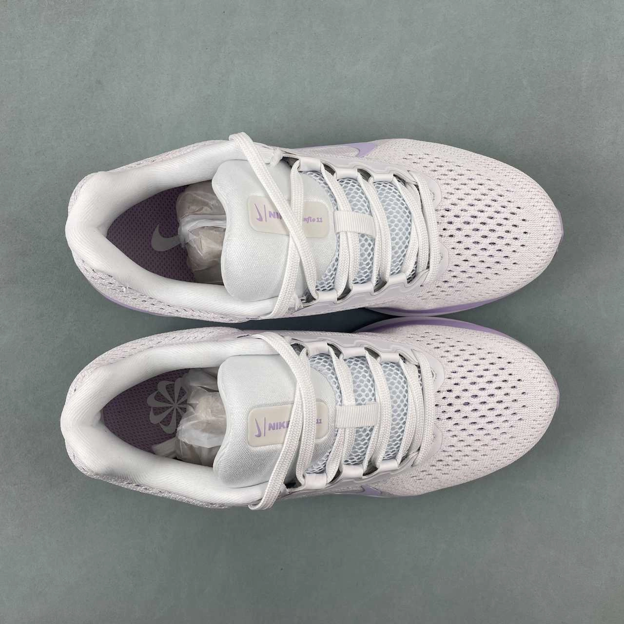 Inner lining minimizes sweat buildup and friction Clean Fit Air Winflo 11 White Lilac Flower FJ9510-101